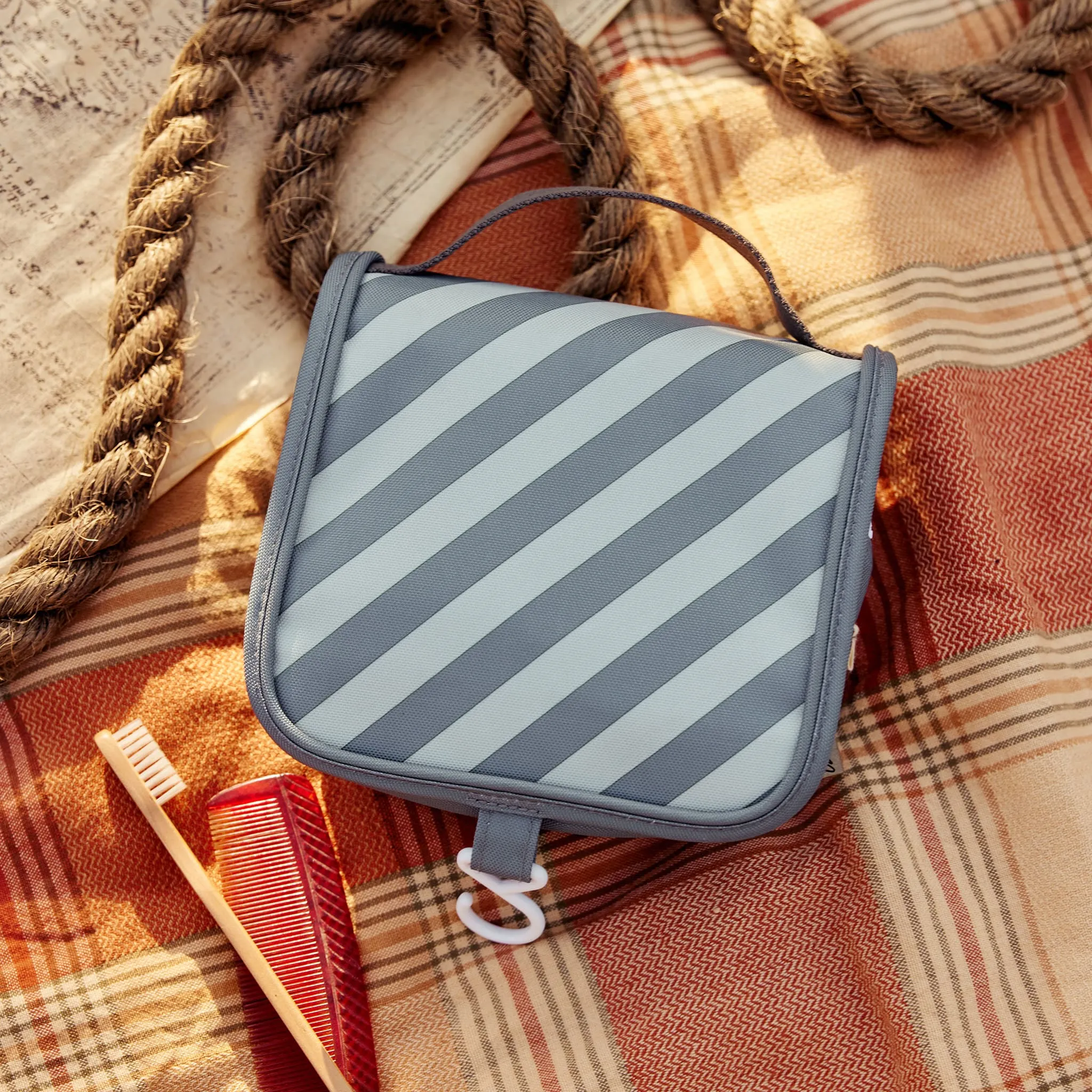Olli Ella See-Ya Wash Bag - Boardwalk